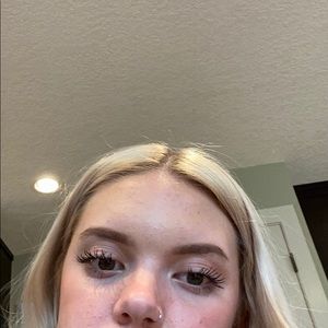 Meet your Posher, Clare